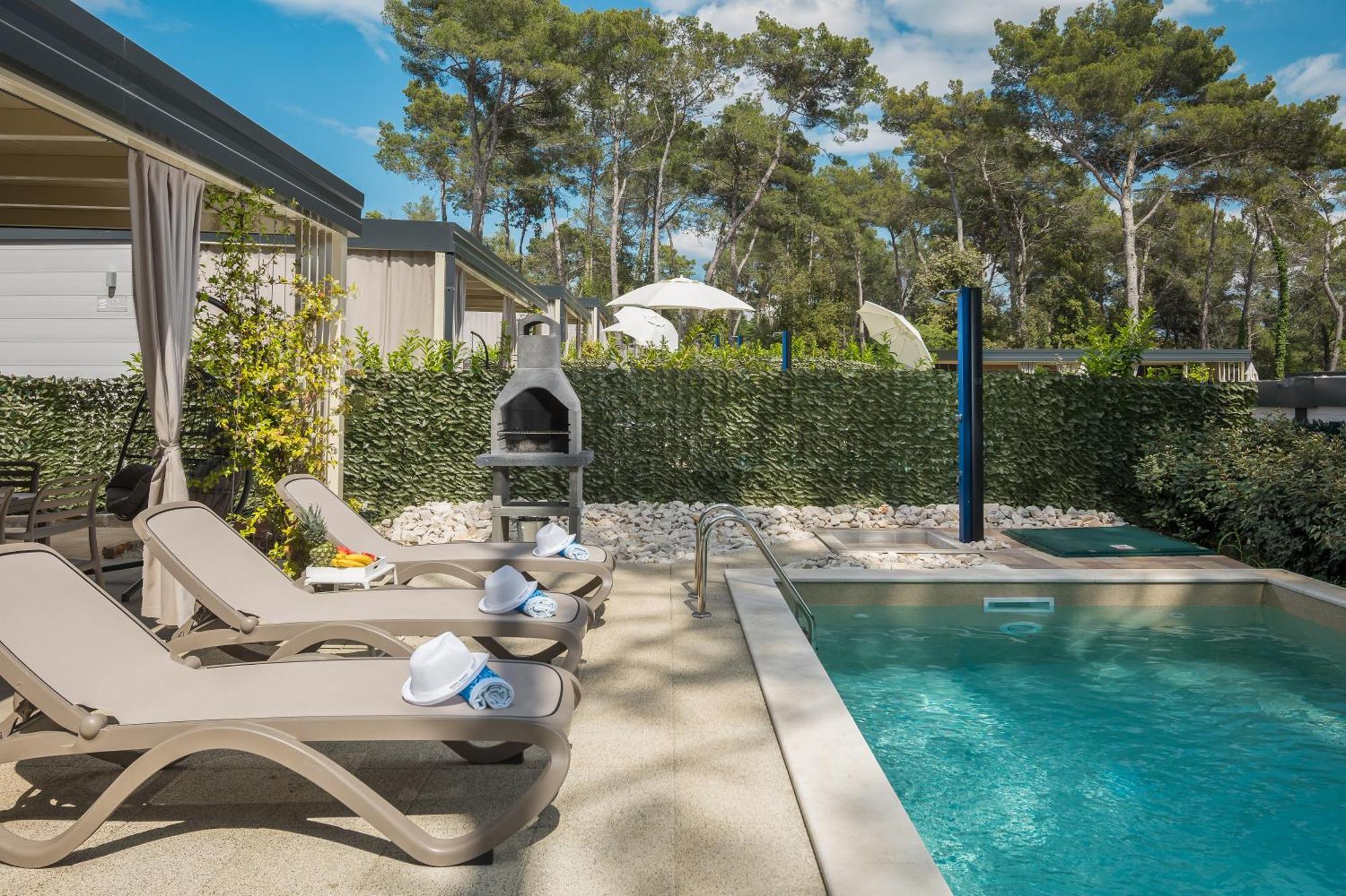 Premium Camping Homes Santa Marina, Lanterna Tar-Vabriga Exterior photo