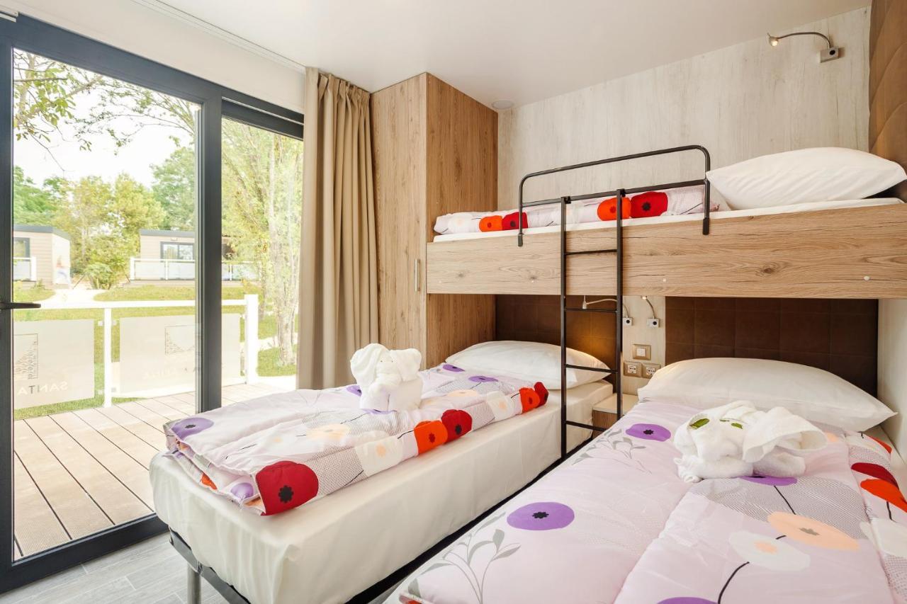 Premium Camping Homes Santa Marina, Lanterna Tar-Vabriga Exterior photo